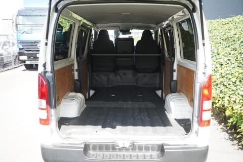 2018 Toyota Hiace ZL 5 Door - Thumbnail