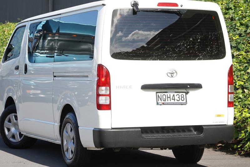 2018 Toyota Hiace ZL 5 Door