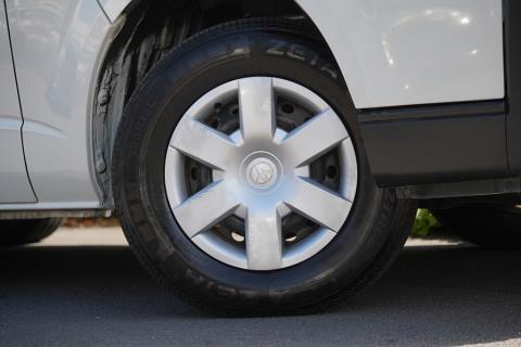 2018 Toyota Hiace ZL 5 Door - Thumbnail