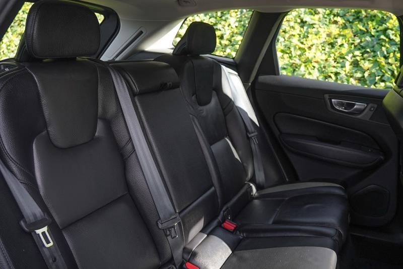 2022 Volvo XC60 B5 Mild Hybrid