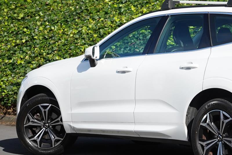 2022 Volvo XC60 B5 Mild Hybrid