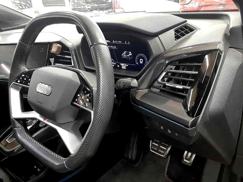 2023 Audi Q4 E-tron S Line