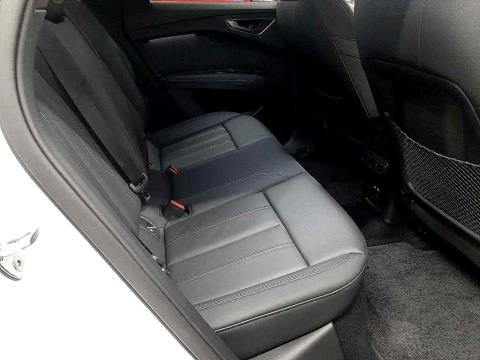 2023 Audi Q4 E-tron S Line - Thumbnail