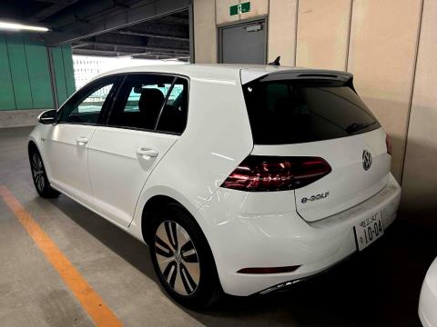 2017 Volkswagen e-Golf Gen II - Thumbnail