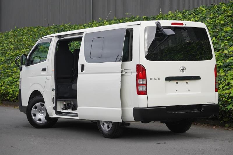 2021 Toyota Hiace ZL 5 Door