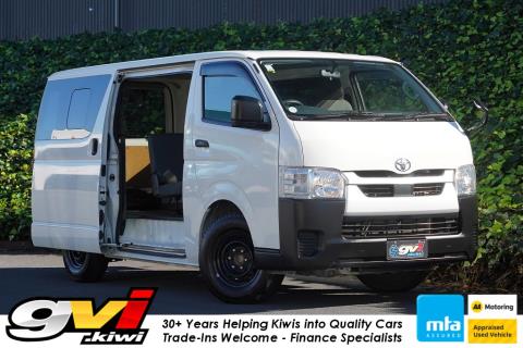 2021 Toyota Hiace ZL 5 Door - Thumbnail