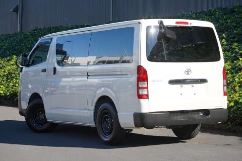 2021 Toyota Hiace ZL 5 Door - Thumbnail