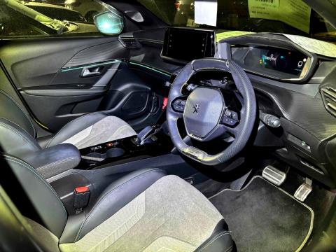 2021 Peugeot e-208 GT Line Electric - Thumbnail