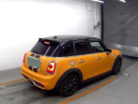 2015 Mini Cooper S - Thumbnail