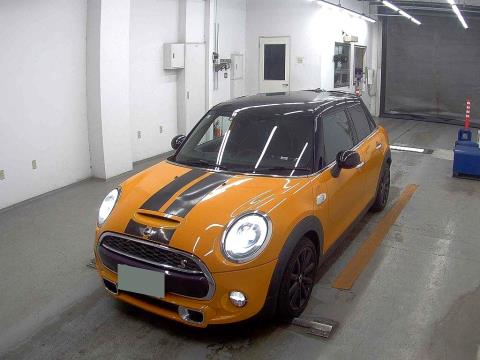 2015 Mini Cooper S - Thumbnail