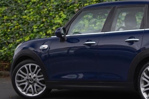 2015 Mini Cooper S - Thumbnail