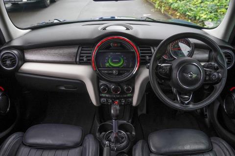 2015 Mini Cooper S - Thumbnail