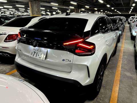 2023 Citroen e-c4 Shine Electric - Thumbnail