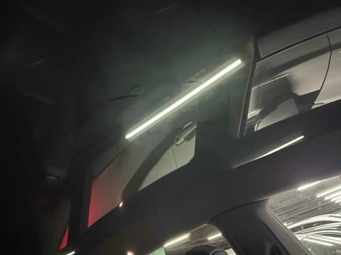 2023 Tesla Model Y Performance AWD - Thumbnail