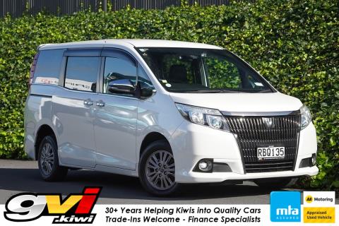 2016 Toyota Noah / Esquire / Voxy