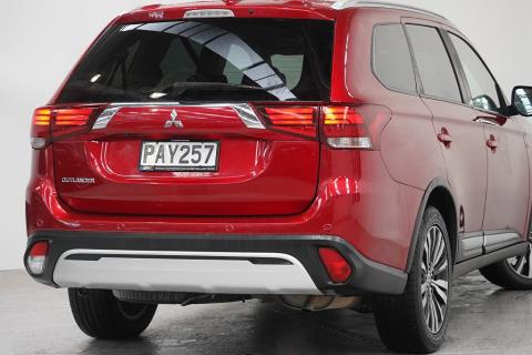 2022 Mitsubishi Outlander LS 7 Seater - Thumbnail
