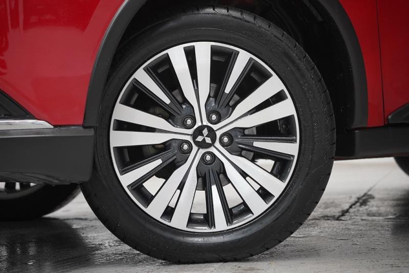 2022 Mitsubishi Outlander LS 7 Seater