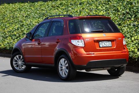 2013 Suzuki SX4 LTD - Thumbnail