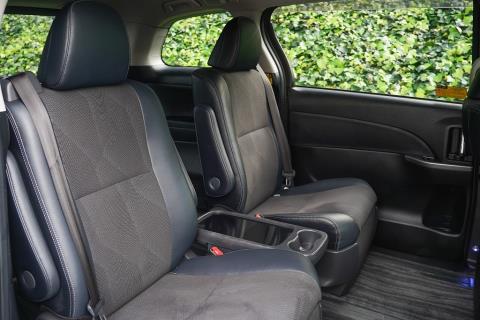 2014 Toyota Estima Hybrid Premium - Thumbnail