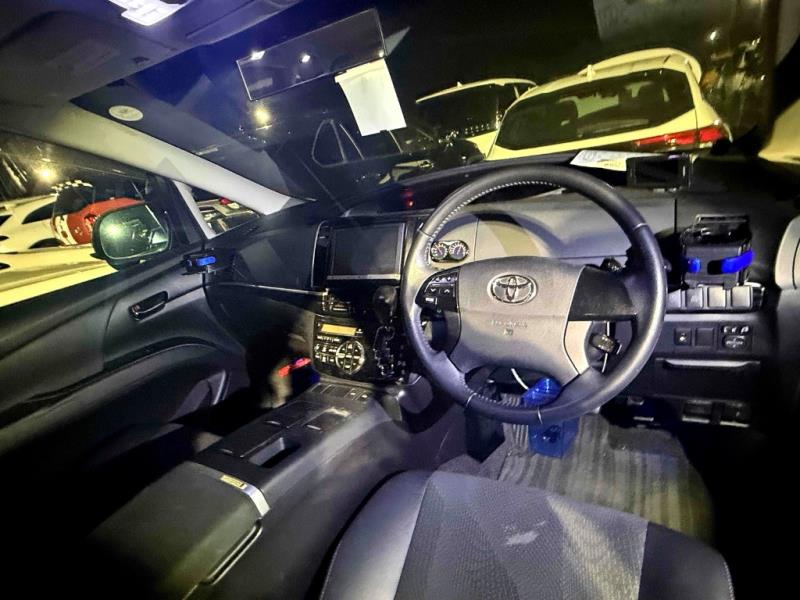 2014 Toyota Estima Hybrid Premium