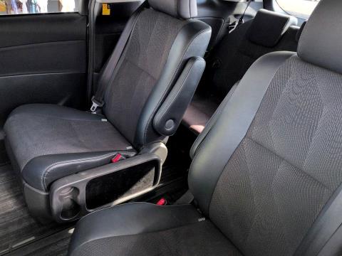 2014 Toyota Estima Hybrid Premium - Thumbnail