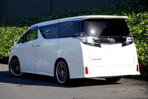 2017 Toyota Vellfire 2.5Z / Alphard - Thumbnail