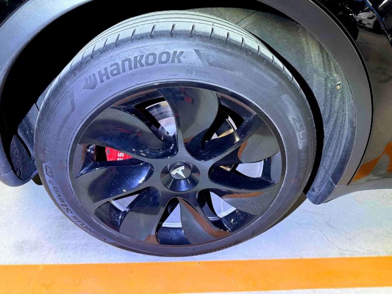 2023 Tesla Model Y 60kWh