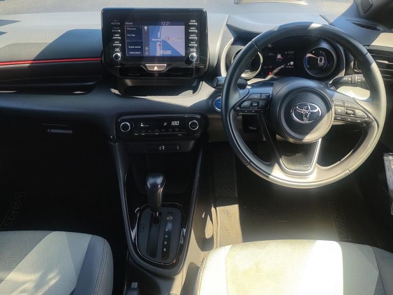 2021 Toyota Yaris ZR Hybrid