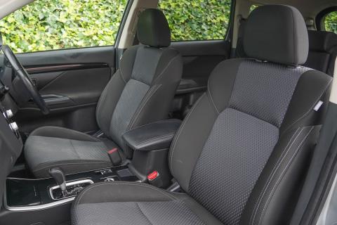 2022 Mitsubishi Outlander LS 2.4P 4WD - Thumbnail