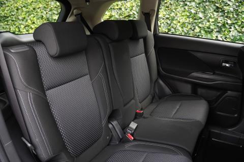 2022 Mitsubishi Outlander LS 2.4P 4WD - Thumbnail