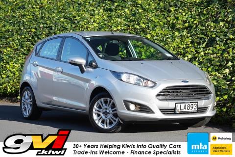 2018 Ford Fiesta Trend - Thumbnail