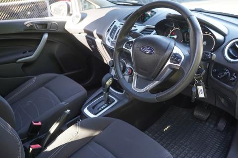 2018 Ford Fiesta Trend - Thumbnail