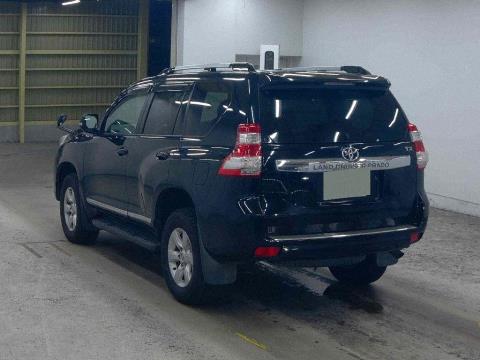 2017 Toyota Land Cruiser Prado - Thumbnail