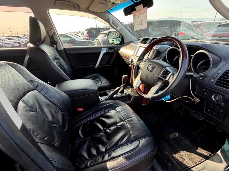 2017 Toyota Land Cruiser Prado