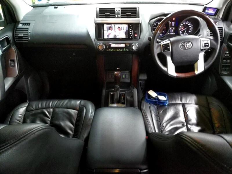 2017 Toyota Land Cruiser Prado