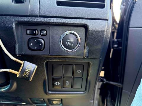 2017 Toyota Land Cruiser Prado - Thumbnail