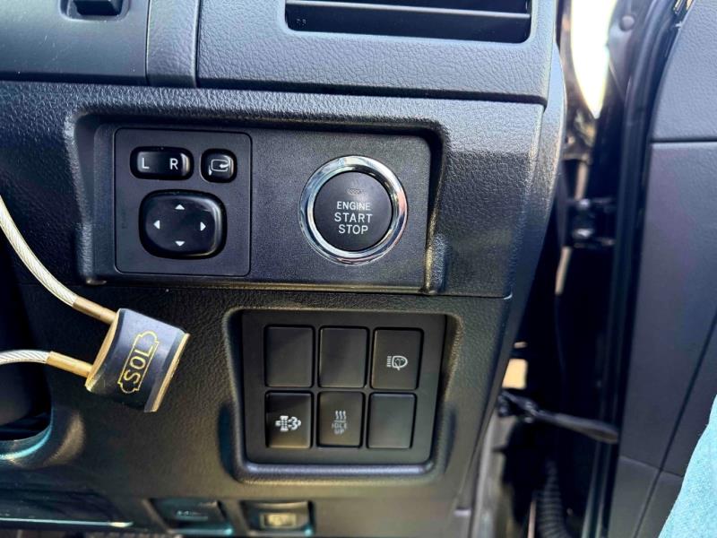2017 Toyota Land Cruiser Prado