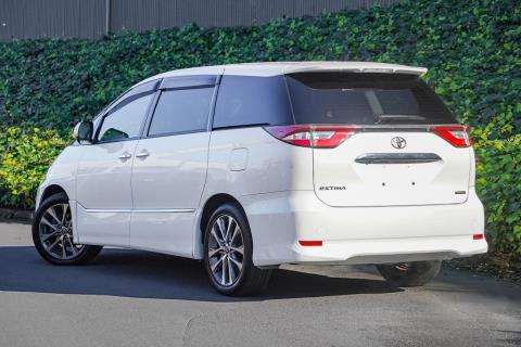 2017 Toyota Estima Aeras Premium - Thumbnail