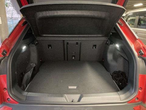 2023 Volkswagen ID.4 Pro 82kWh - Thumbnail