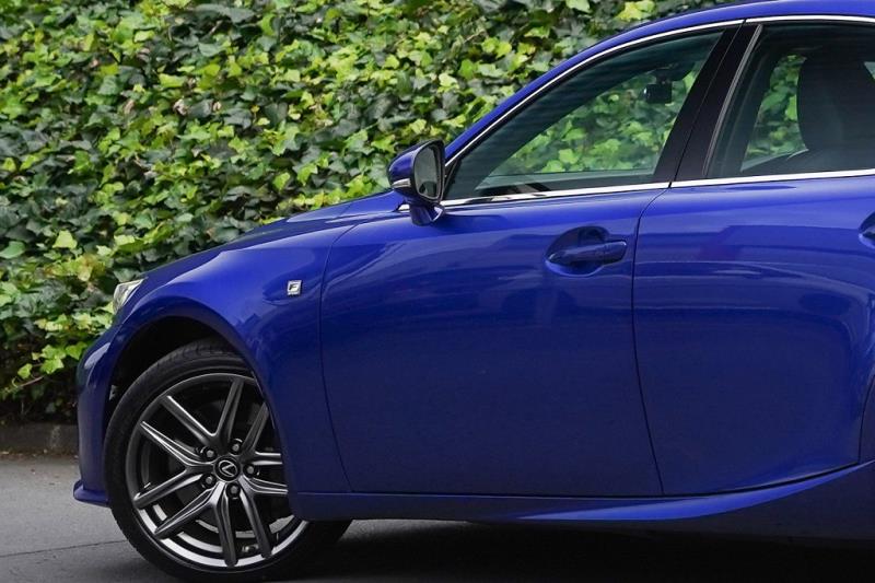 2015 Lexus IS 200t