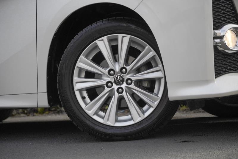 2017 Toyota Alphard S / Vellfire