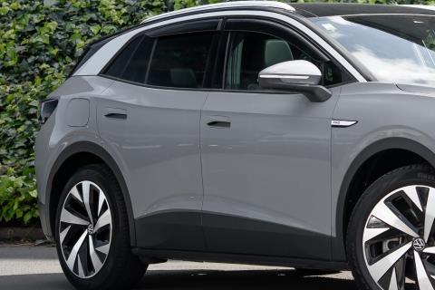 2024 Volkswagen ID.4 Pro 82kWh - Thumbnail