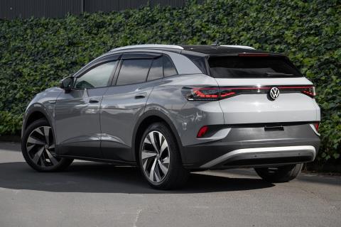 2024 Volkswagen ID.4 Pro 82kWh - Thumbnail
