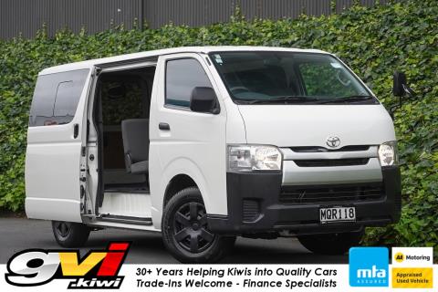 2017 Toyota Hiace ZL 5 Door - Thumbnail