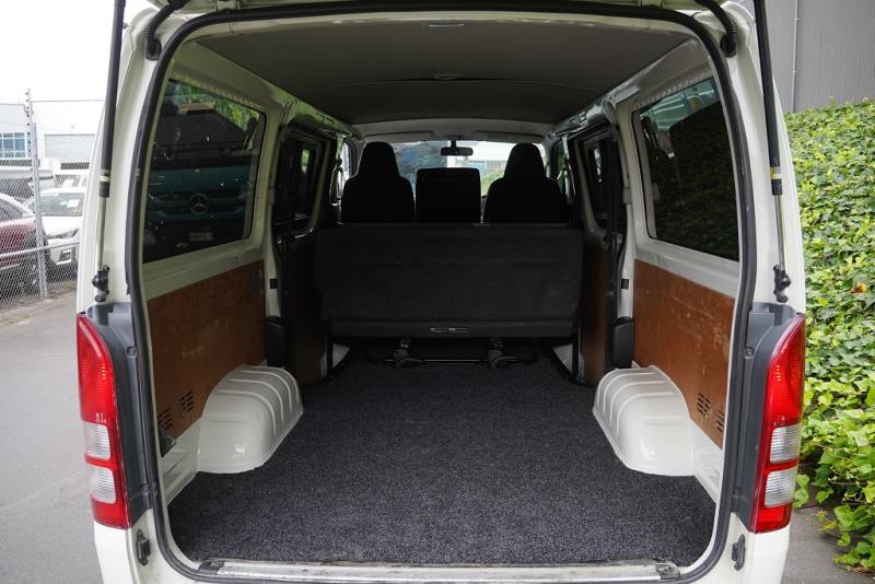 2017 Toyota Hiace ZL 5 Door