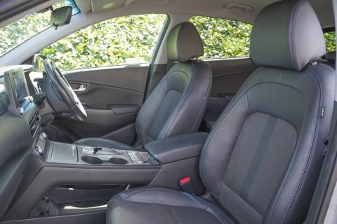 2022 Hyundai Kona EV 64kWh - Thumbnail