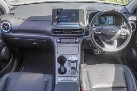 2022 Hyundai Kona EV 64kWh - Thumbnail
