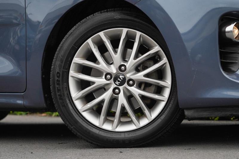 2017 Kia Rio EX 1.4P Auto