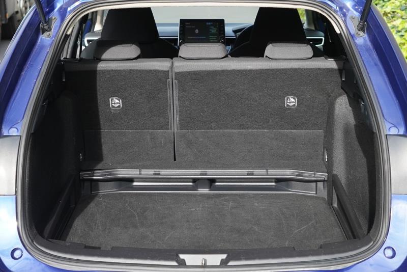 2019 Toyota Corolla Touring Hybrid