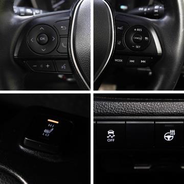 2019 Toyota Corolla Touring Hybrid - Thumbnail